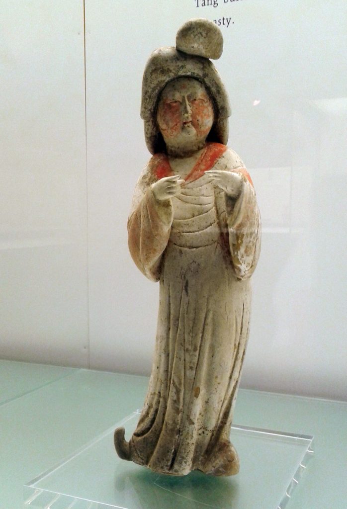 唐代女俑公仔